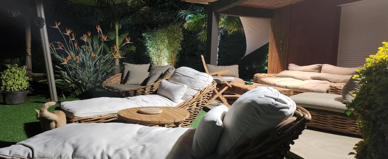 Chambre D'Hotes Casa Lucia Фюриани Екстериор снимка